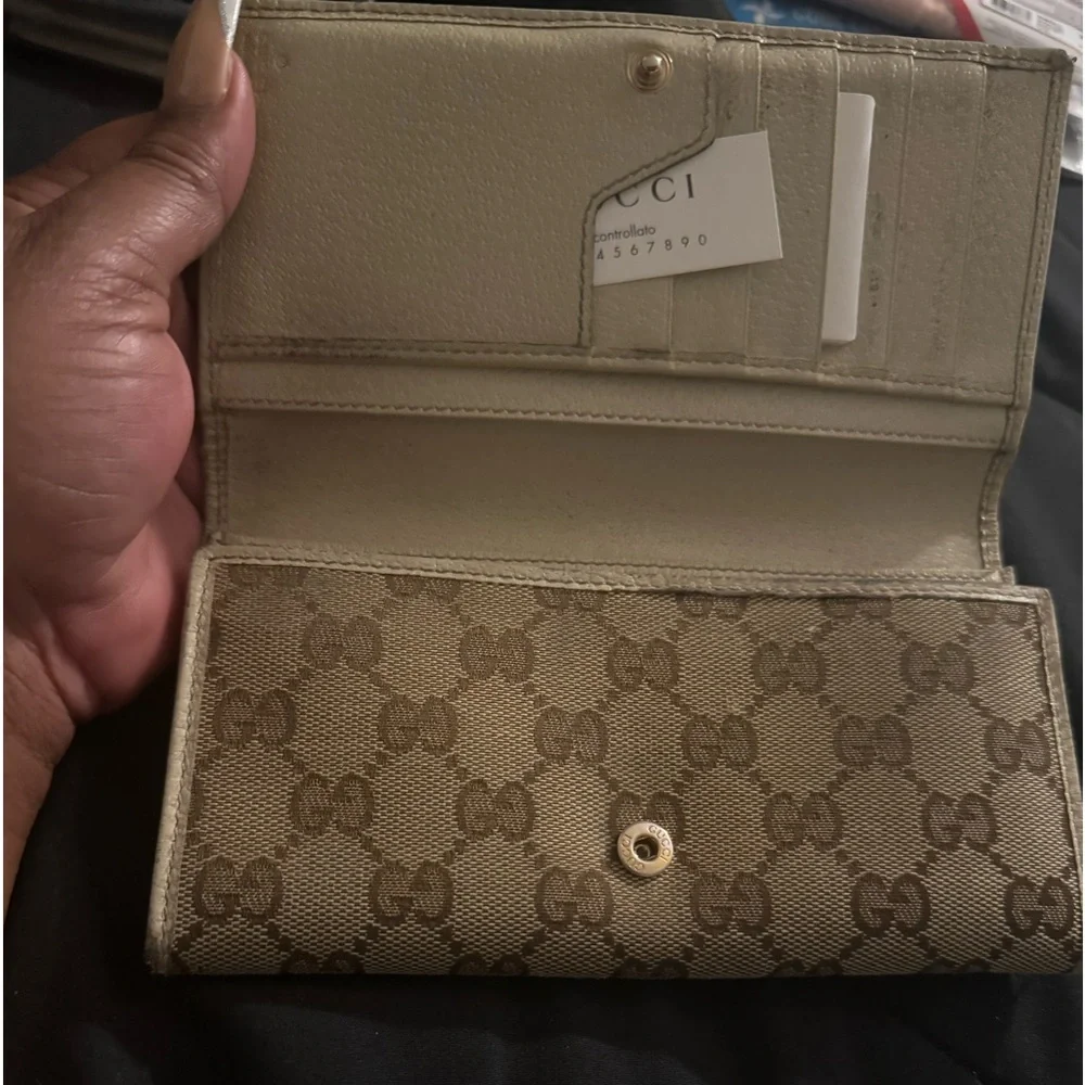 🤎💥VINTAGE GUCCI LONG CONTINENTAL BUTTON MATERIAL WALLET 🪪